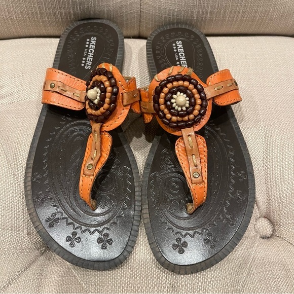 Sketchers Sandals Women’s Sz 7 Orange Brown Beaded Western leather Slips on - Picture 1 of 9